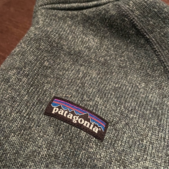Patagonia 1/2 Zip - Picture 3 of 3